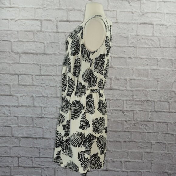 Diane von Furstenberg Silk Bahar Dress 4 - Picture 3 of 10